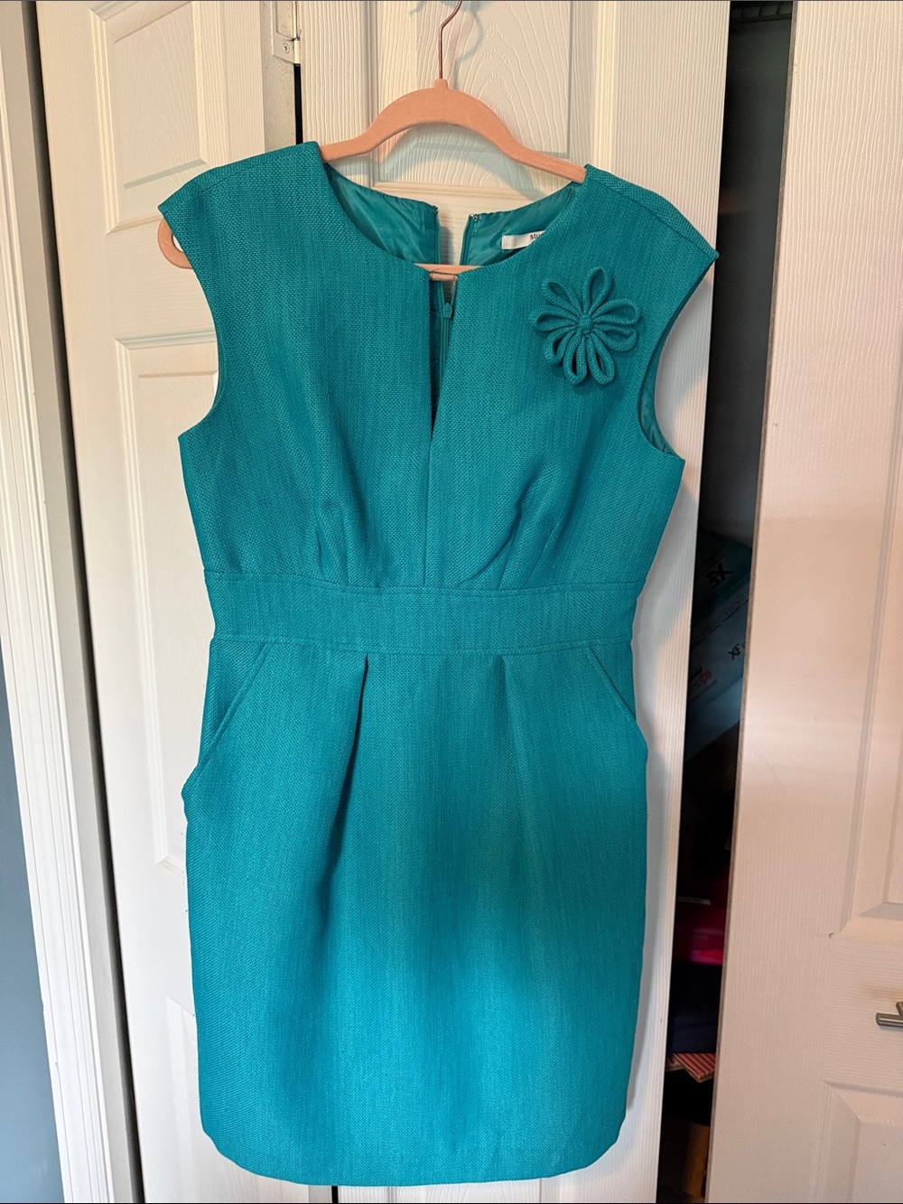 Sleeveless Teal Mini Dress with Floral Applique